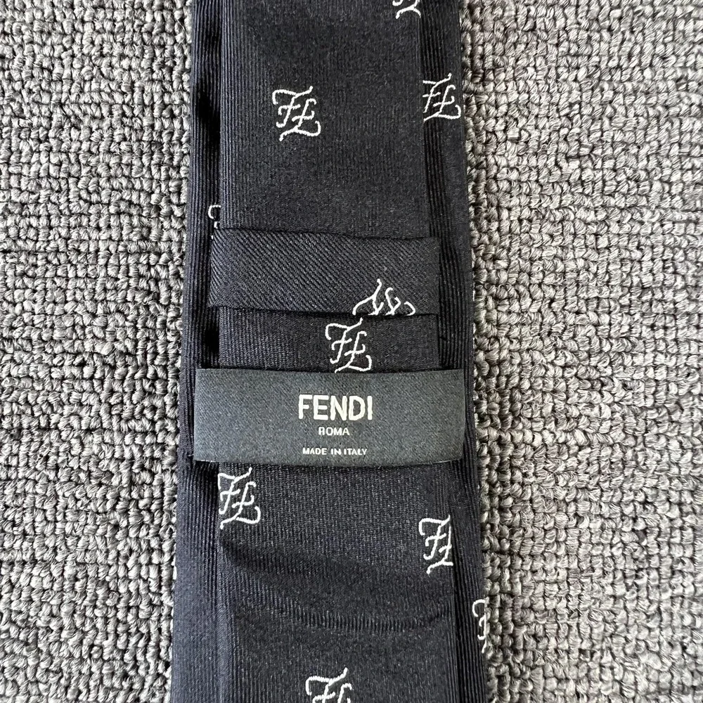 Fendi Tie Mens Black Silk FF Logo Pattern Made In Italy Classic Formal Necktie